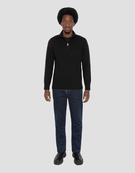 Recycelter schwarzer Trucker -Pullover