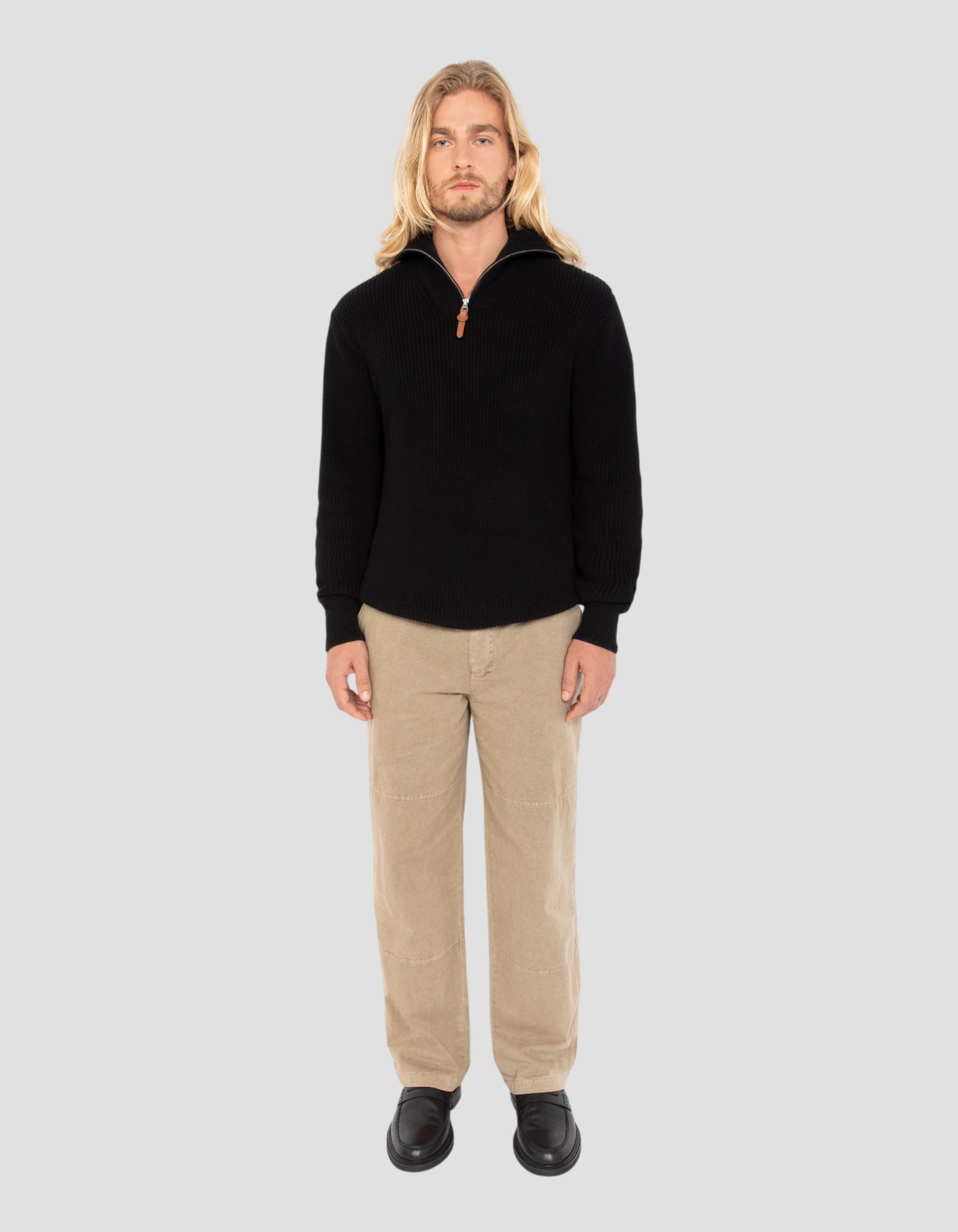 Suéter de camionero negro en malla acanalada-1