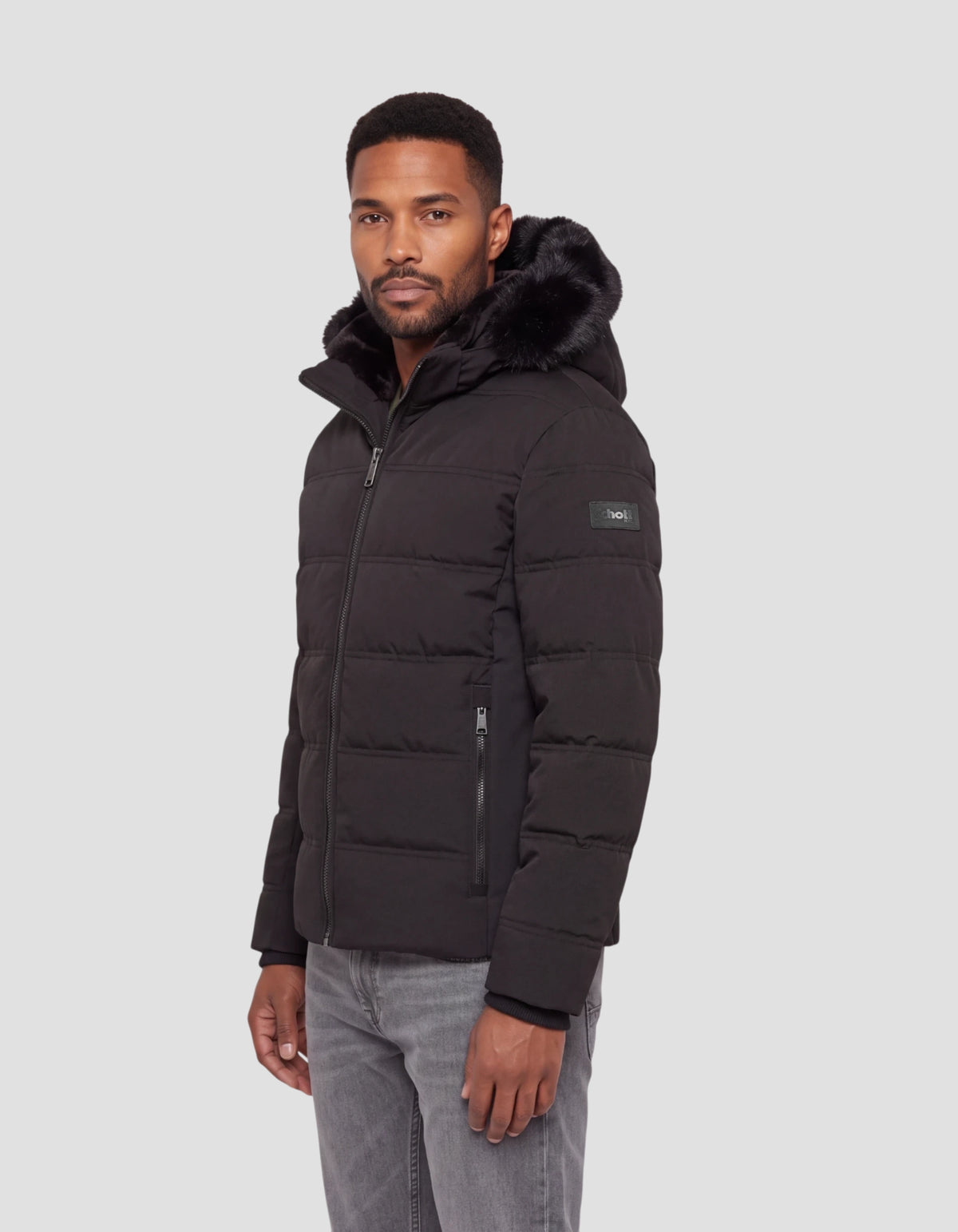 Schwarze Daunenjacke mit Kapuze und Kunstfellkragen