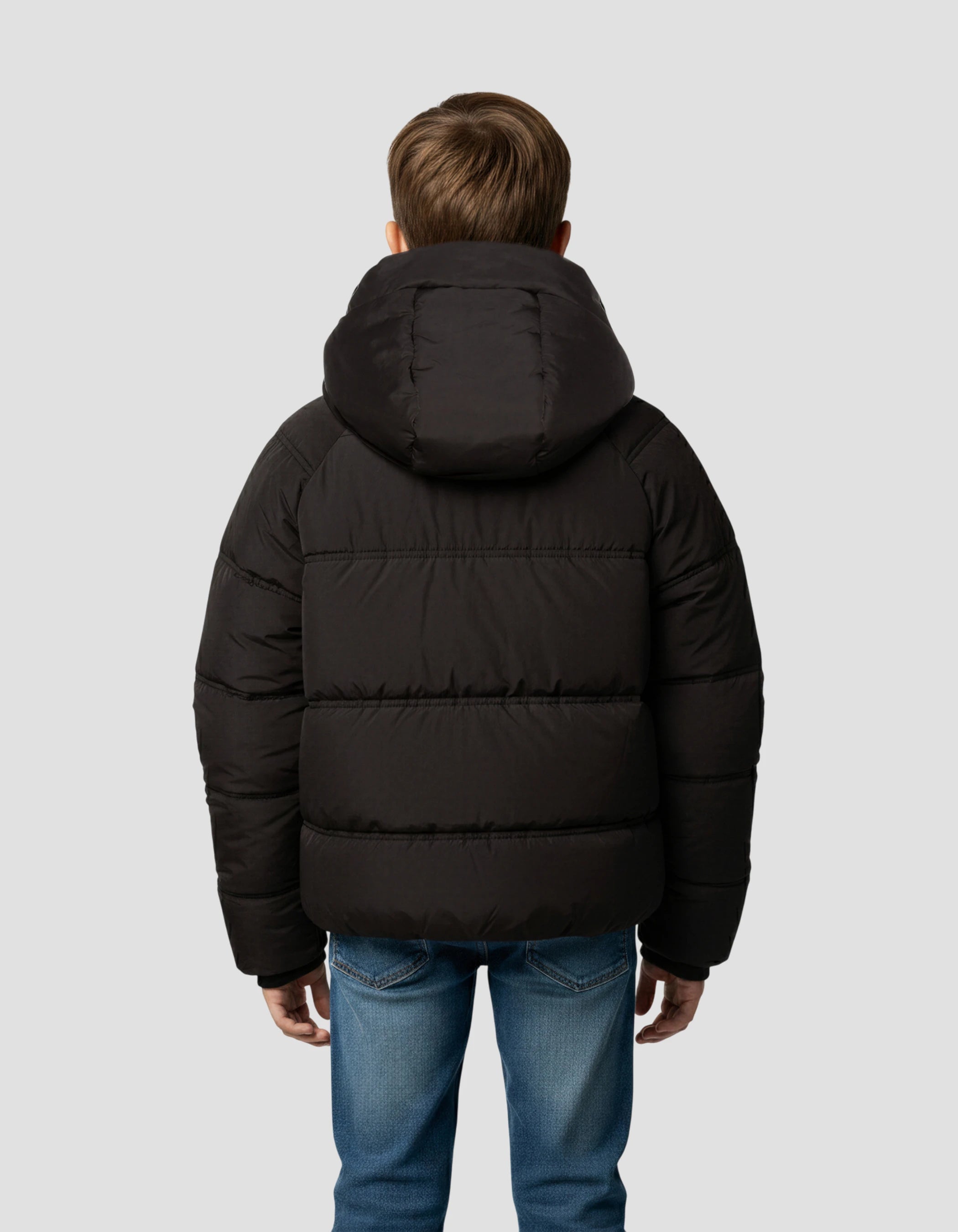 Chaqueta negra con niño sherpa forrado-4