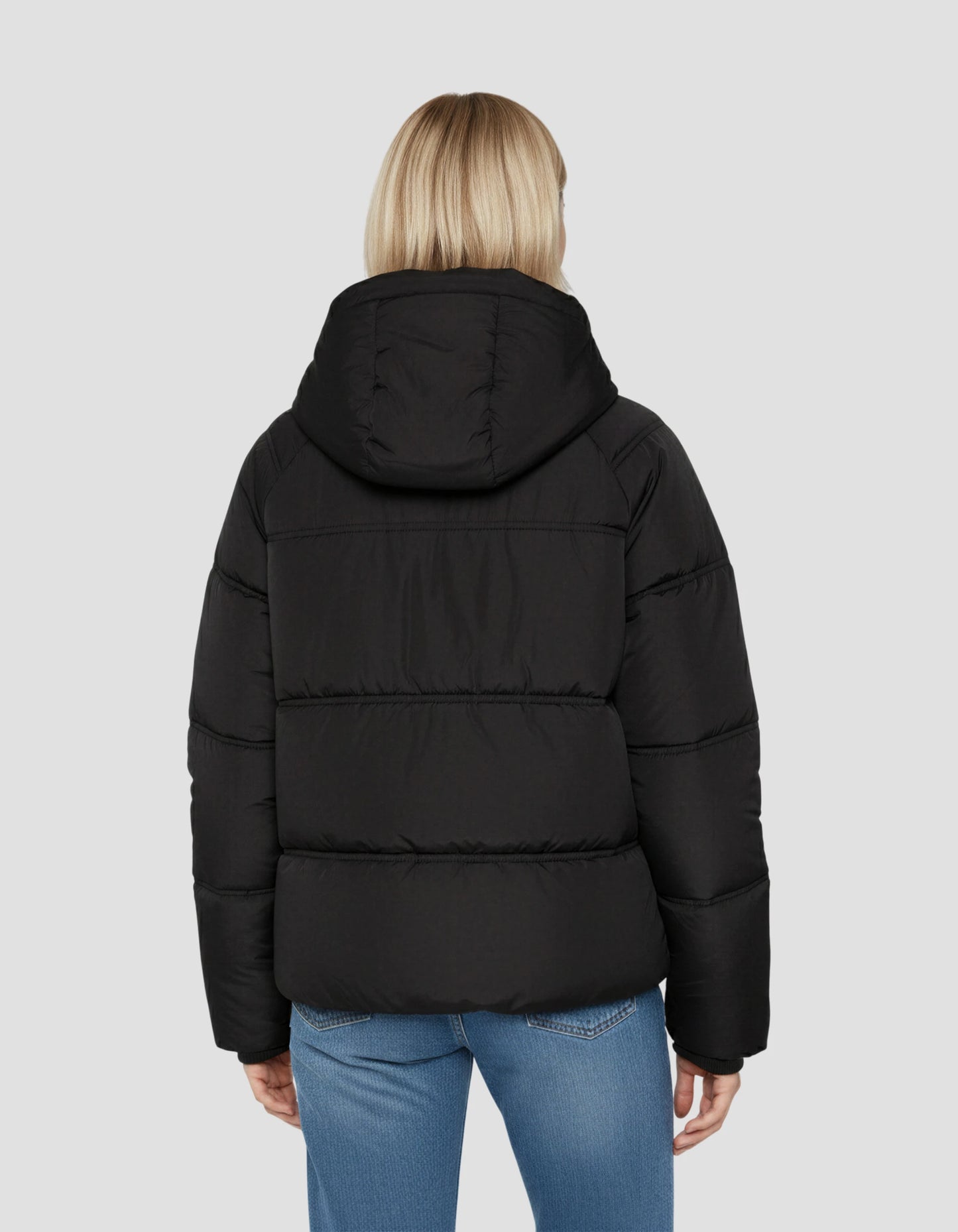 Giacca nera down con collare rimovibile in pelliccia