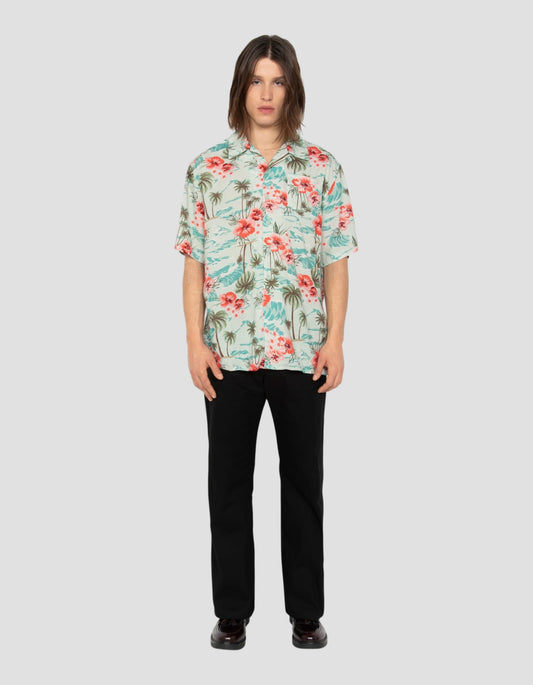 Camisa hawaiana celeste