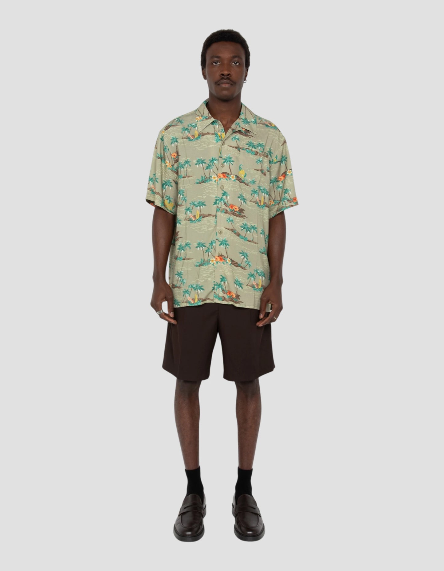 Chemisette lègere hawaienne sage