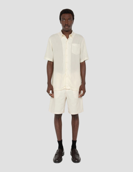Camicia bianca leggera