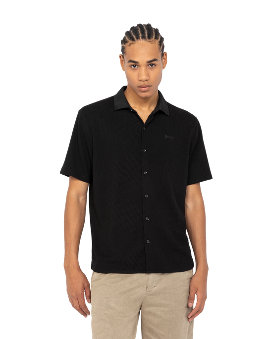 Waffle-effect knitted black shirt