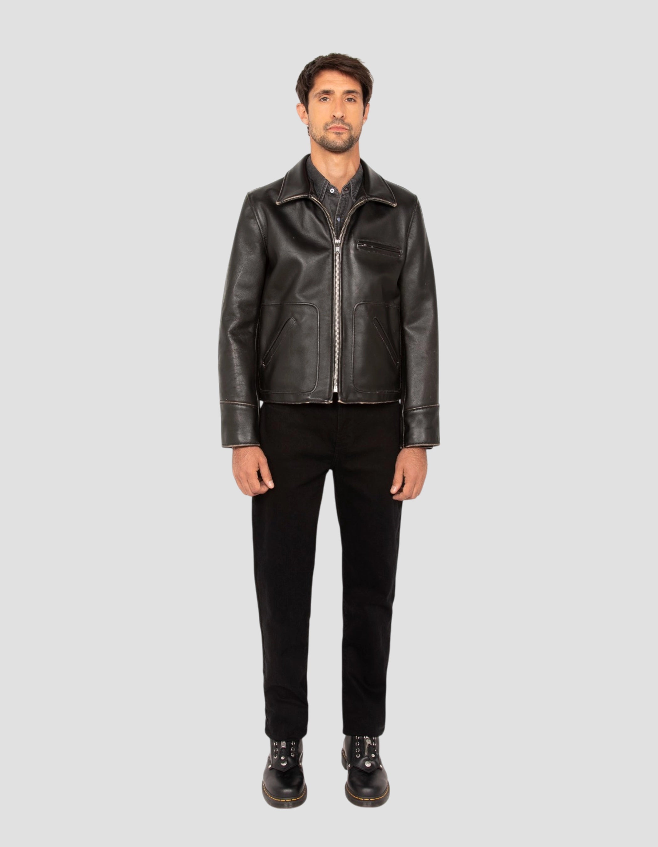 Chaqueta negra “Delivery From Nowhere”-1