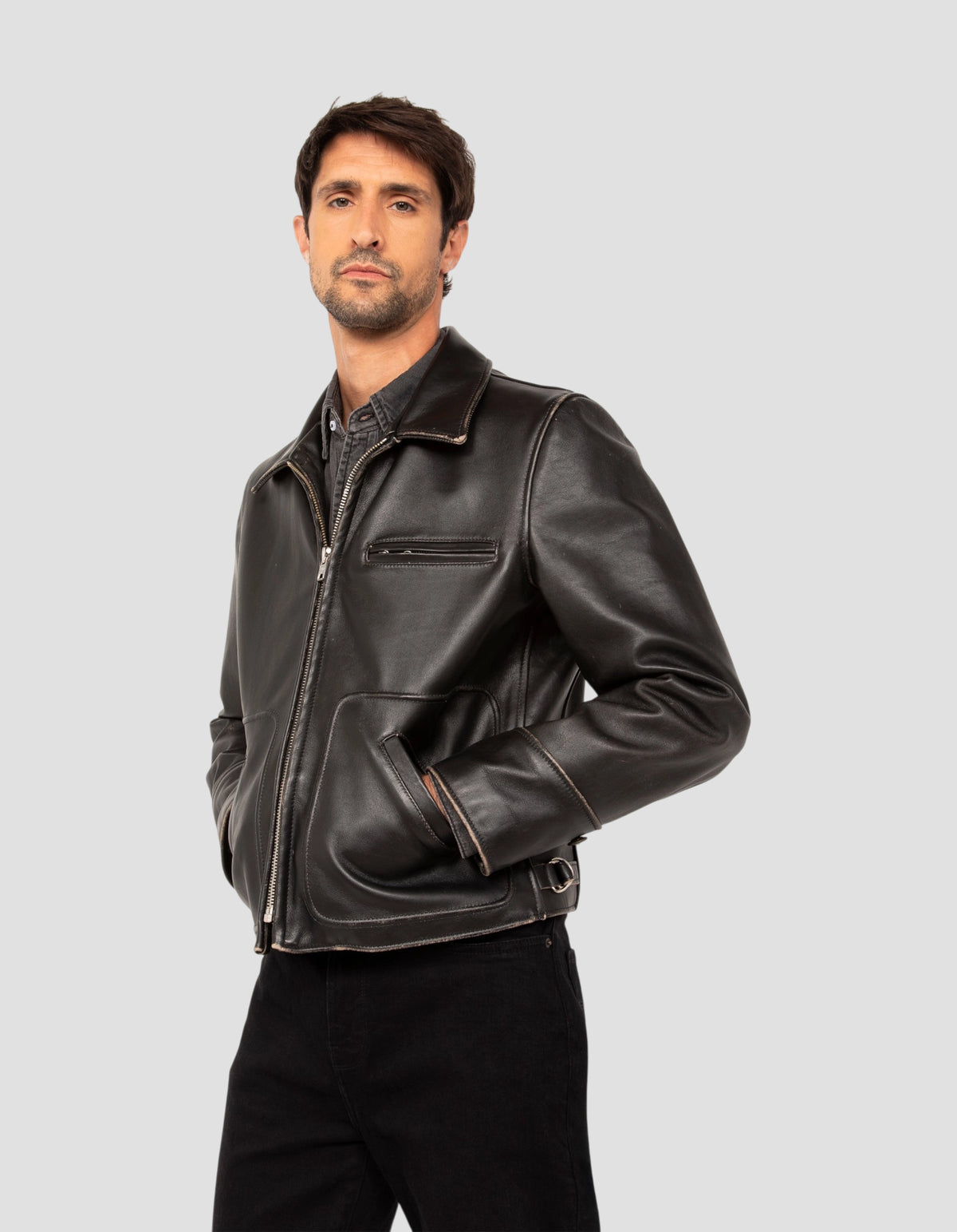 Chaqueta negra “Delivery From Nowhere”