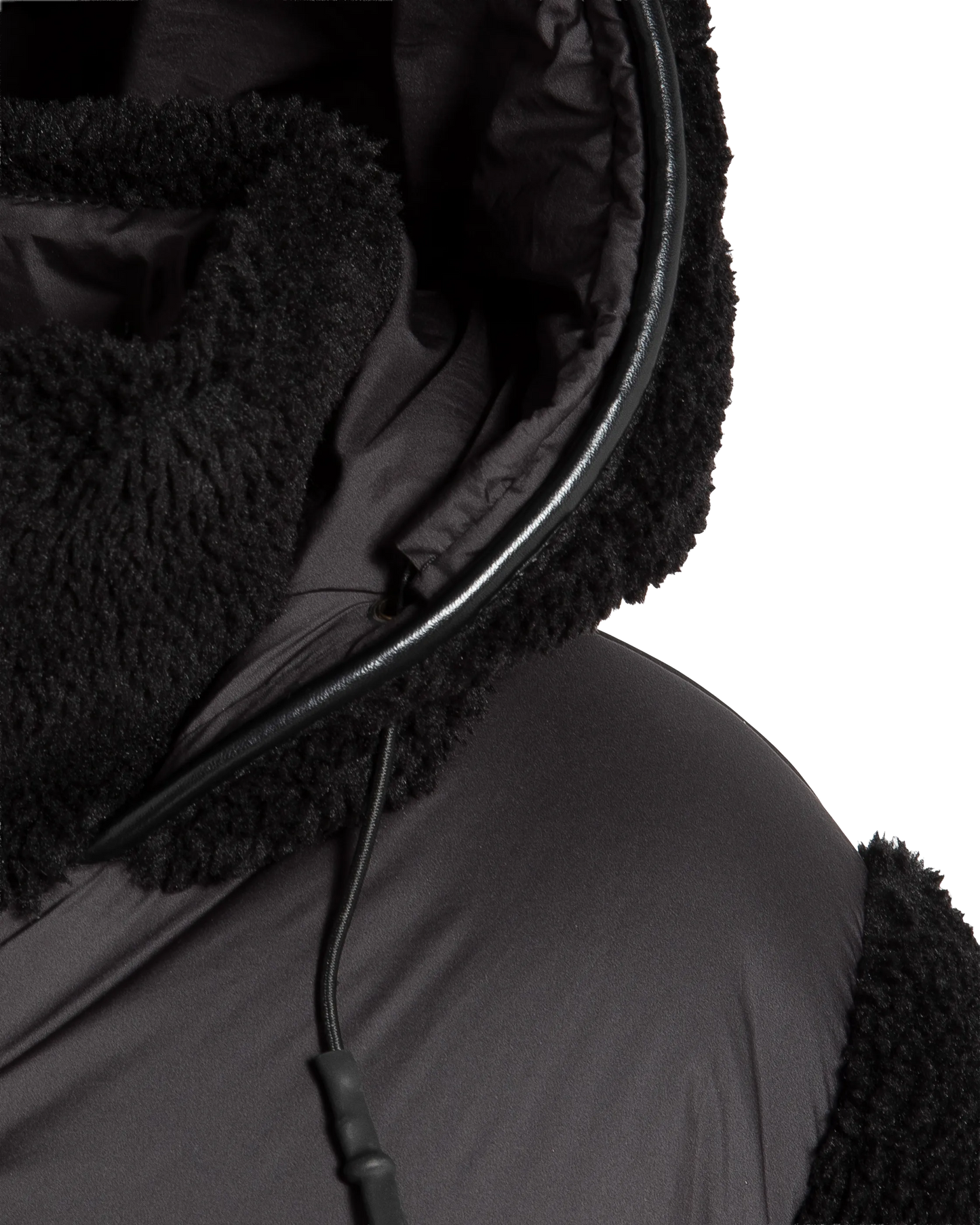 Piumino sherpa bimateriale nero con cappuccio