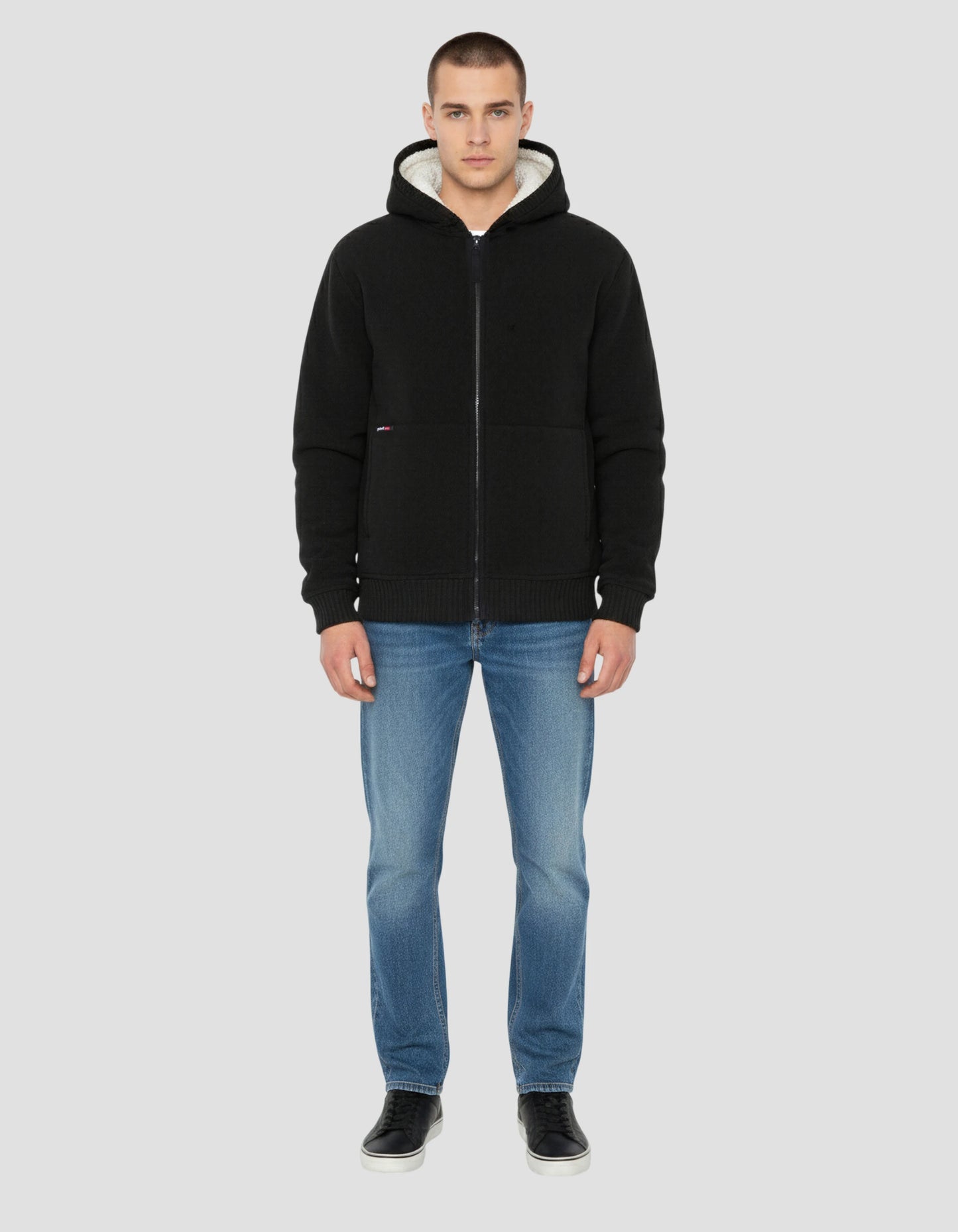 Sudadera polar con cremallera negra a con capucha con capucha