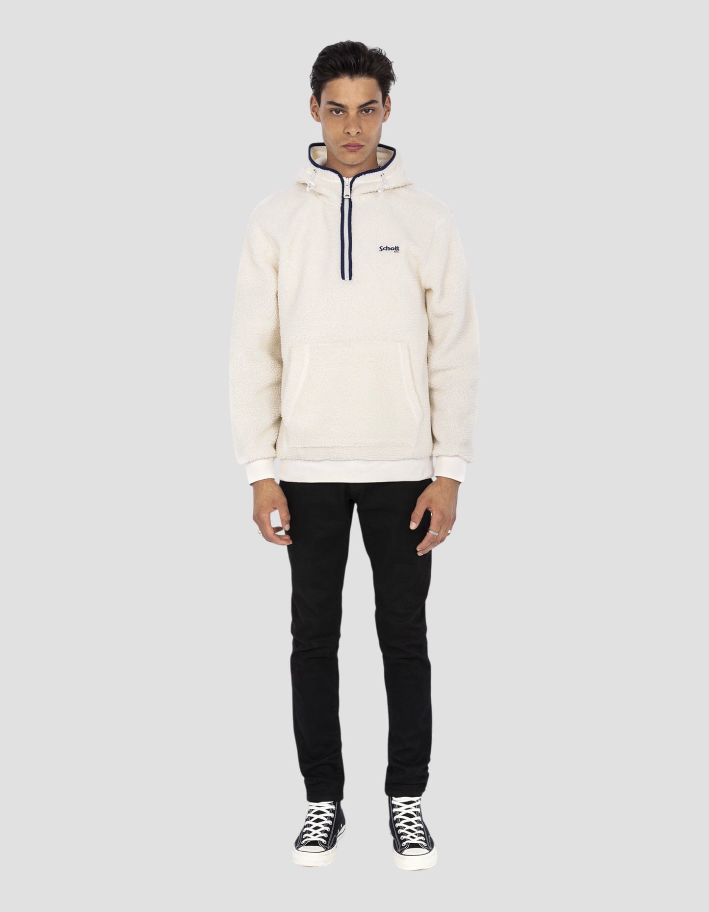 Sweatshirt blanc à capuche en sherpa