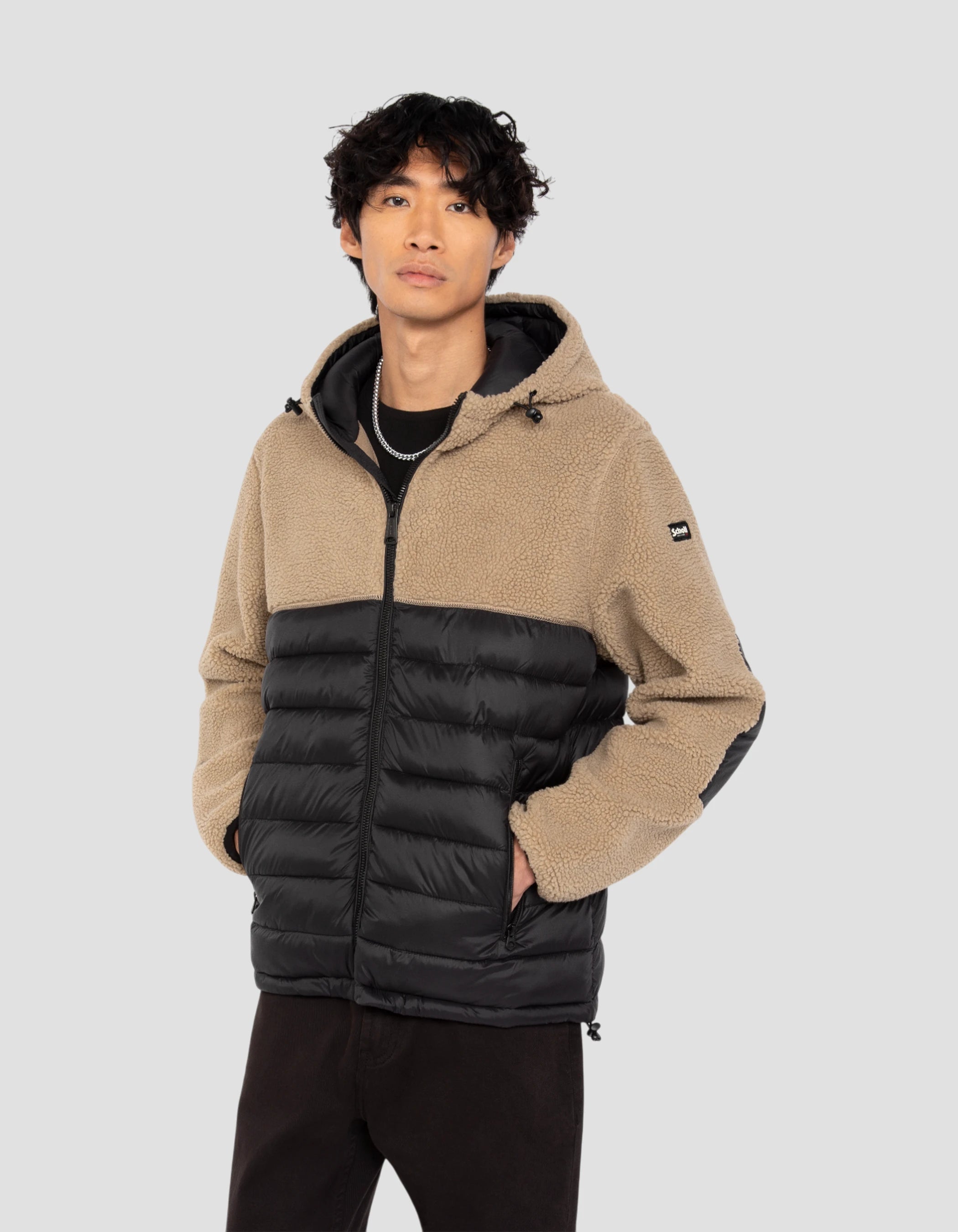Giacca con cappuccio beige e con cappuccio nero Materiale Sherpa e Nylon coccolone-4