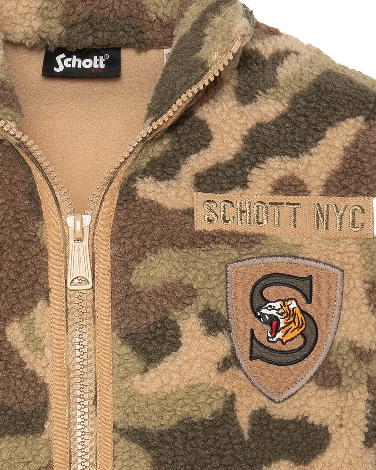 Giacca sherpa militare con zip e stemma mimetico
