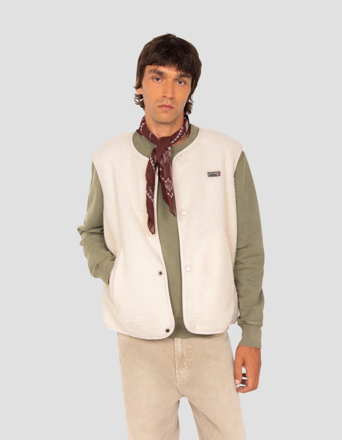 Weiße ärmellose Sherpa-Weste-3