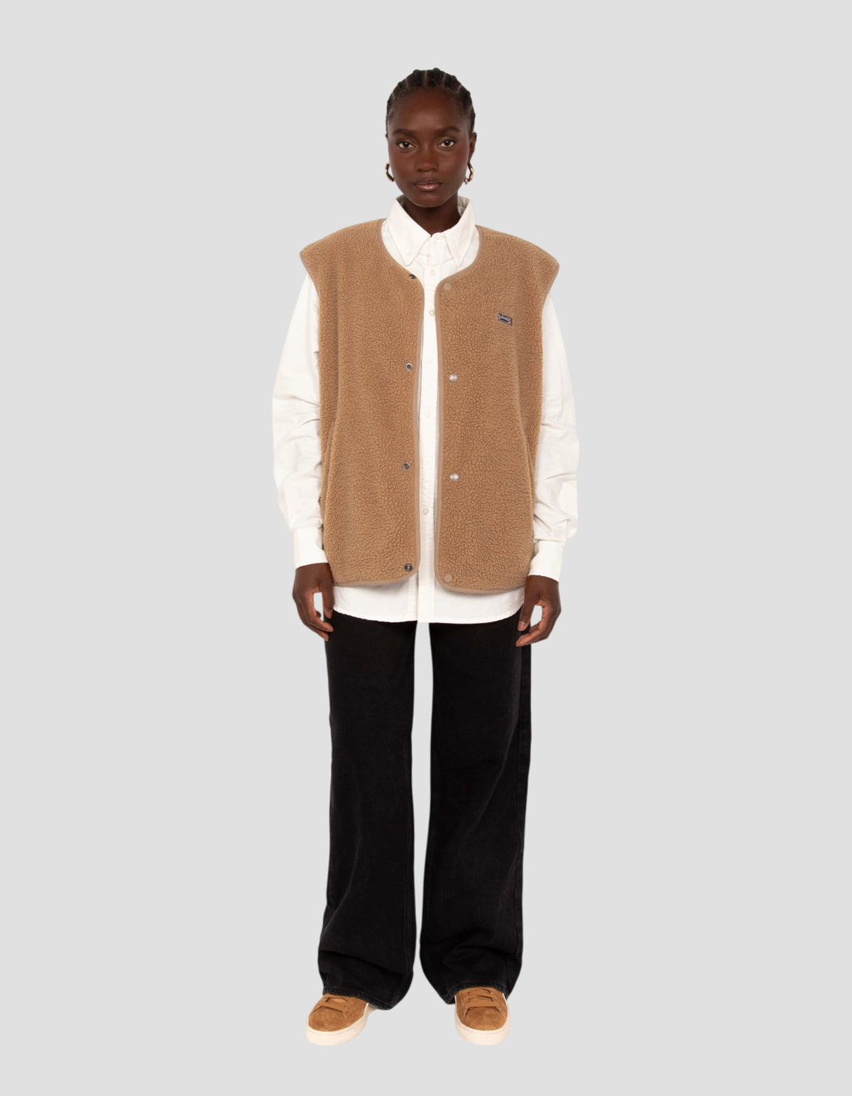 Chaleco sherpa beige sin mangas-1