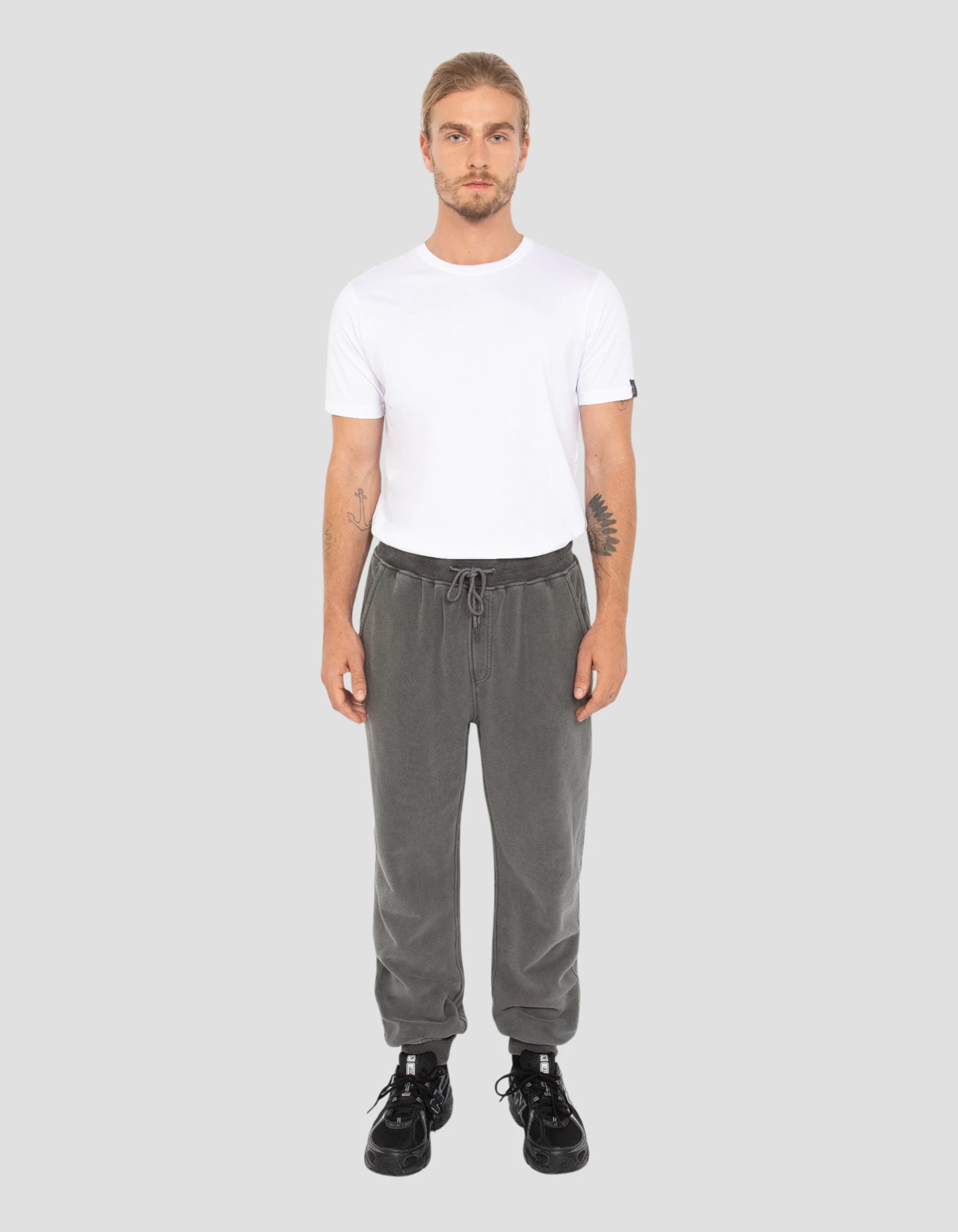 Pantalon de survêtement charbon, effet délavé