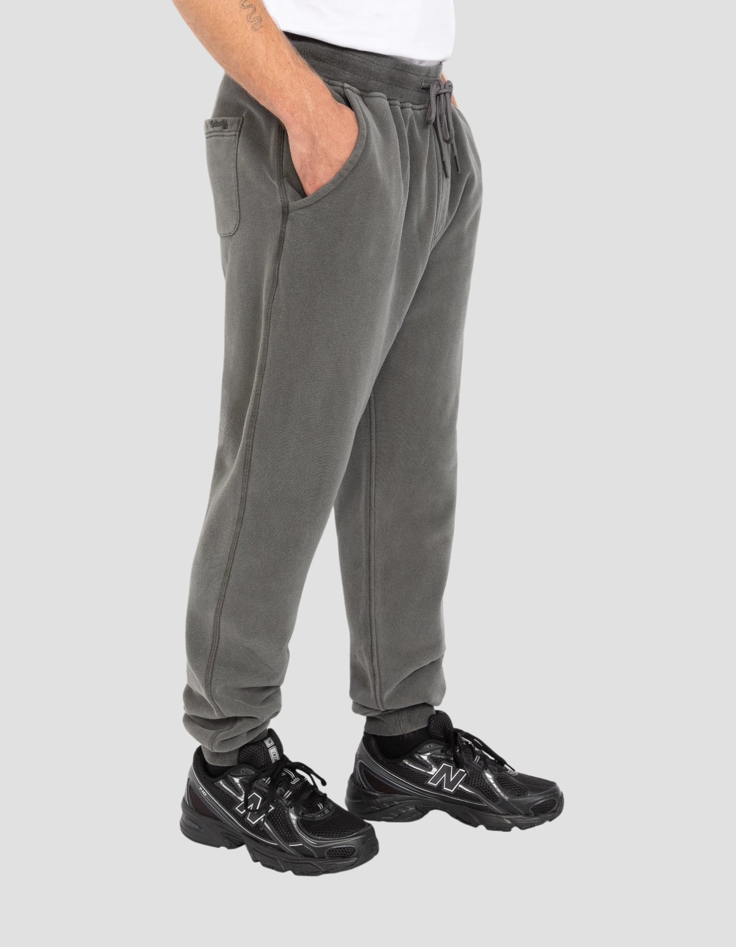 Pantalon de survêtement charbon, effet délavé