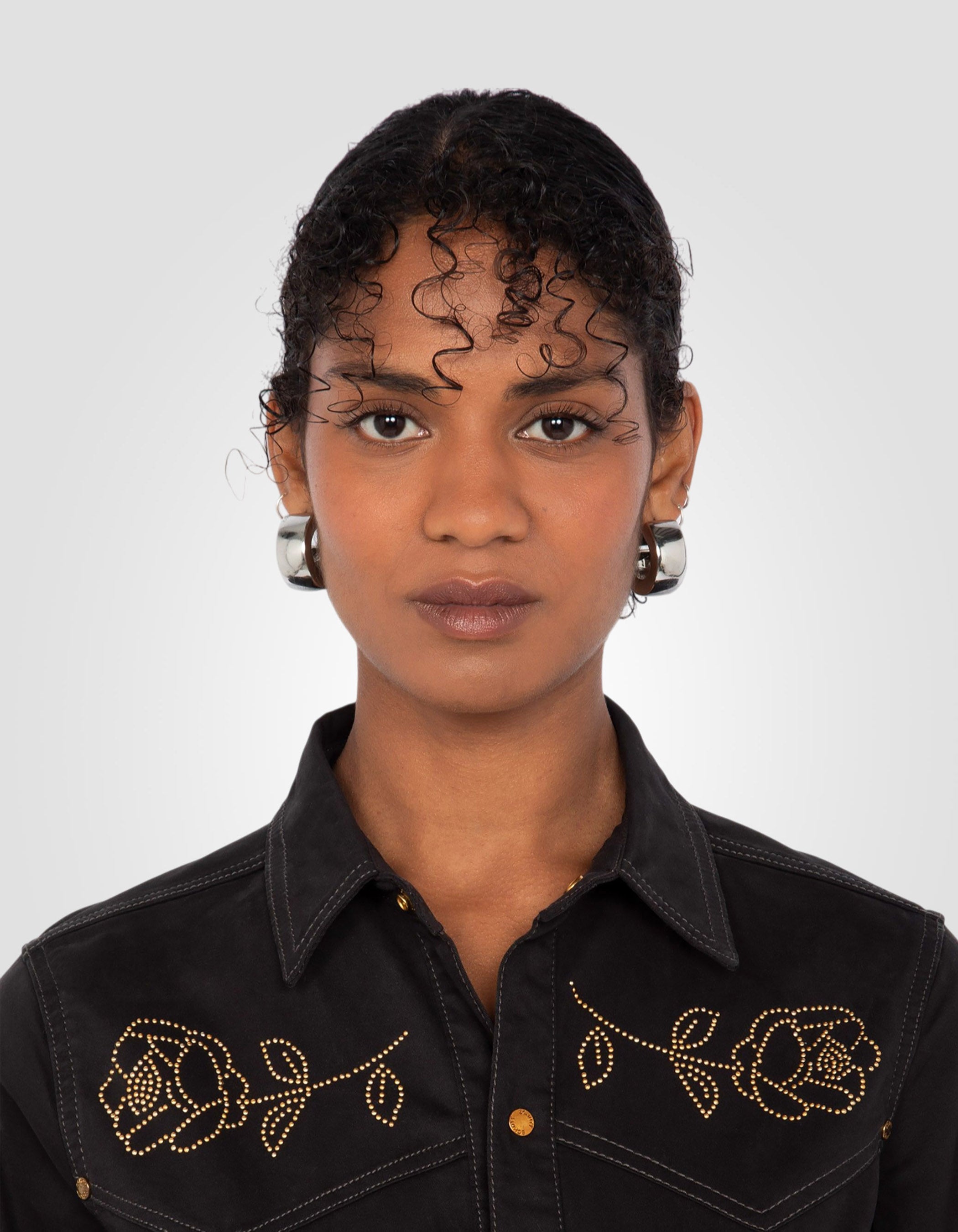 Black Western Combination Flowers con borchie-5