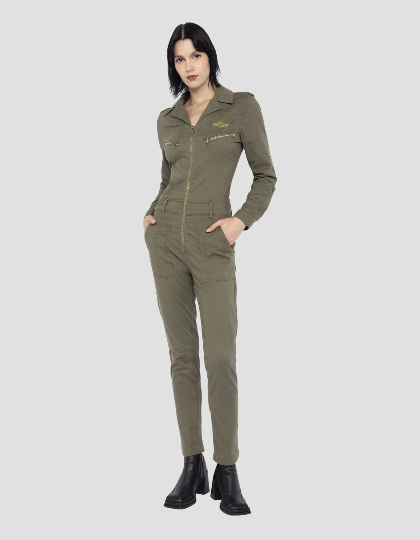 Combinazione slim kaki leggera morbida e confortevole