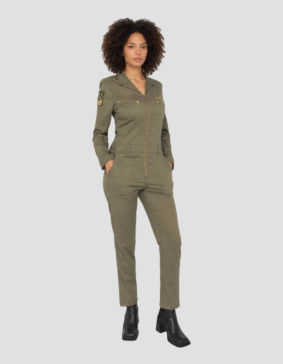 Tuta leggera color kaki chiaro con patch-3