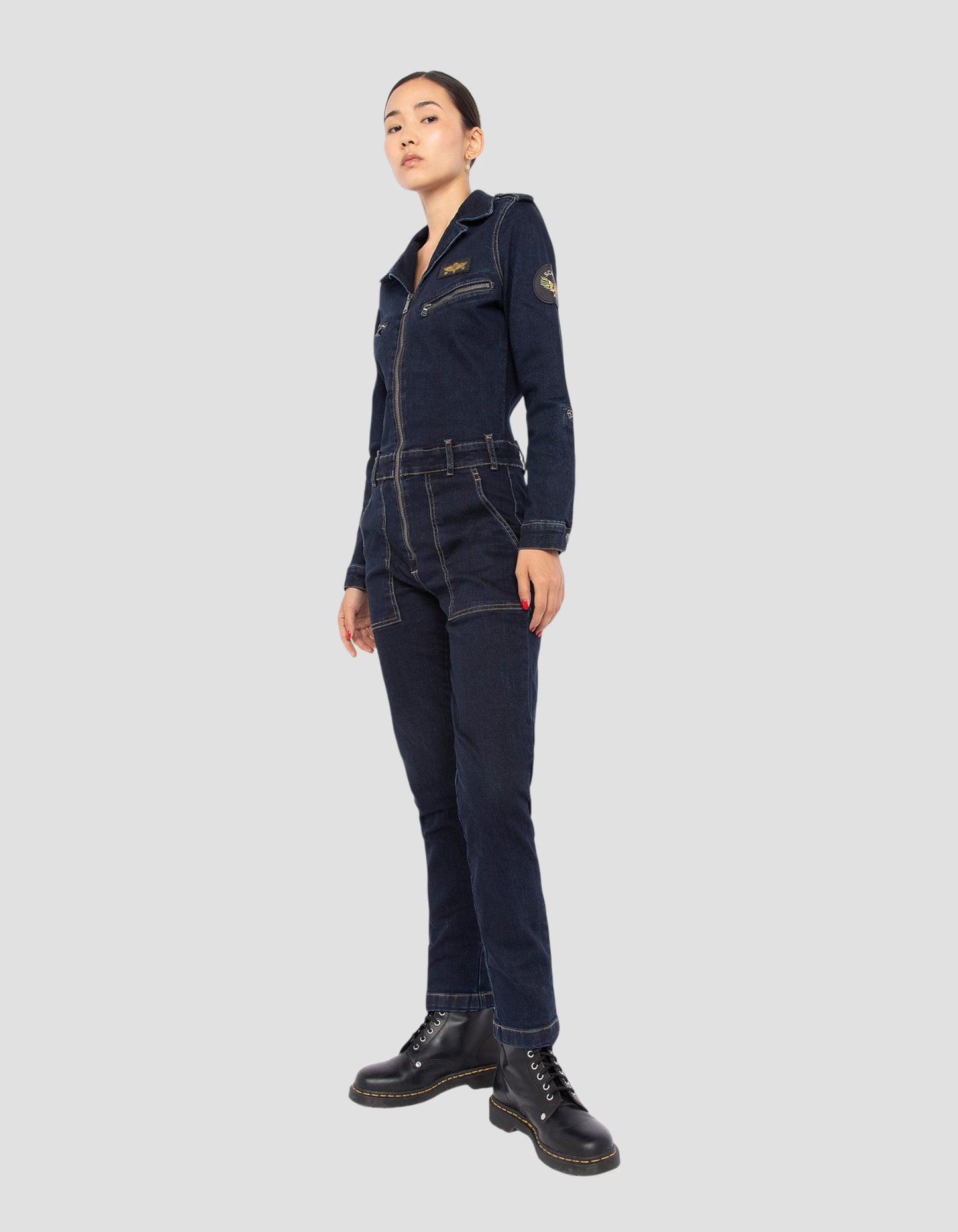 Combinazione slim sottile morbida e comoda in denim grezzo