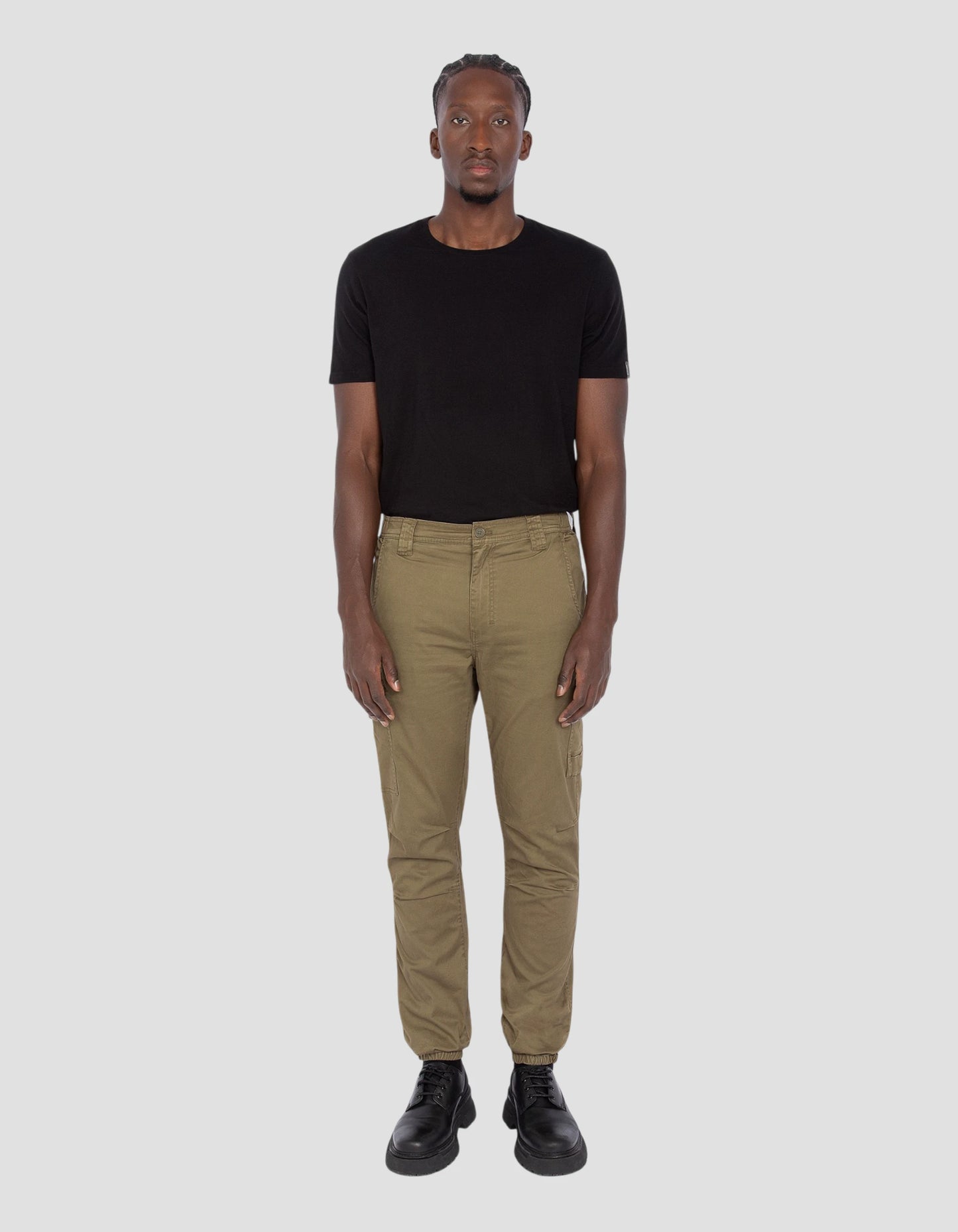 Pantaloni dell'esercito kaki