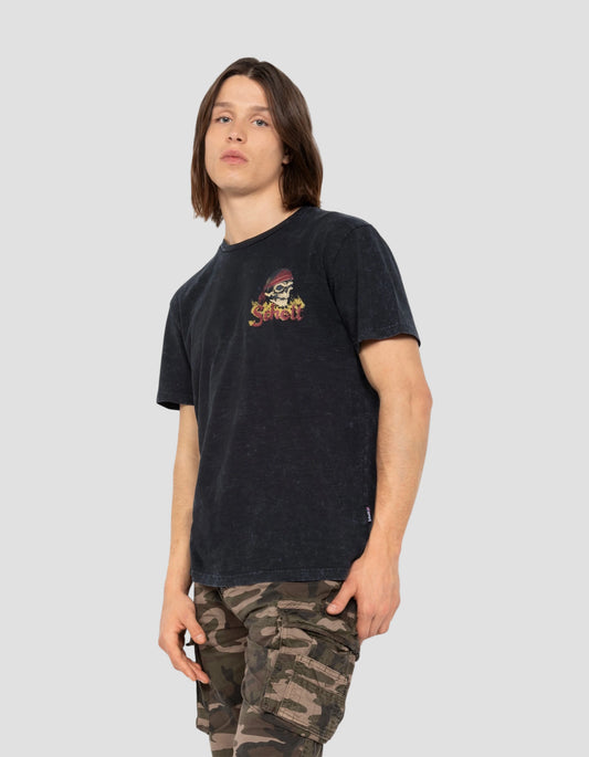 T-shirt biker nera delavè, effetto fiammato
