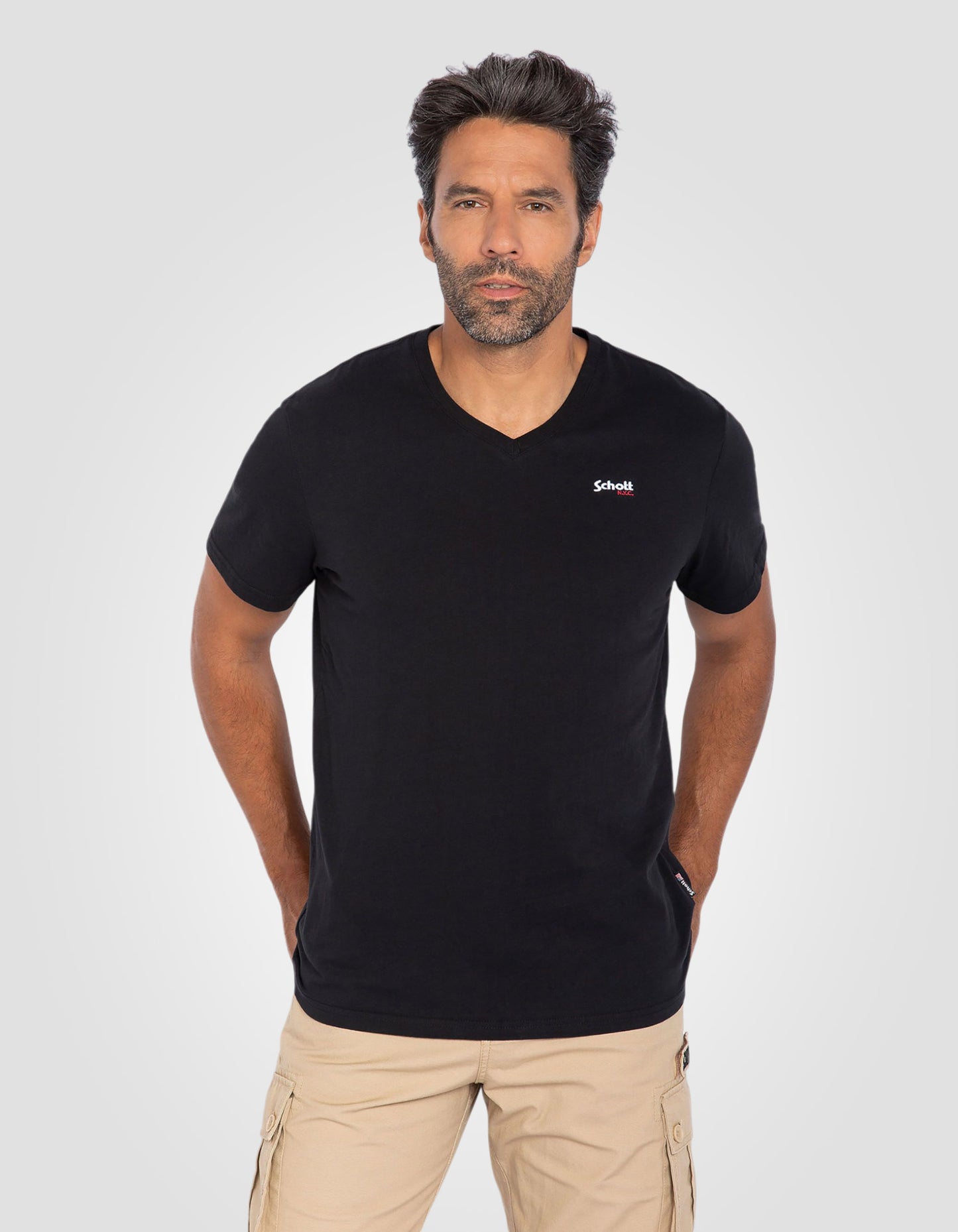 Schwarzes V-Ausck-T-Shirt