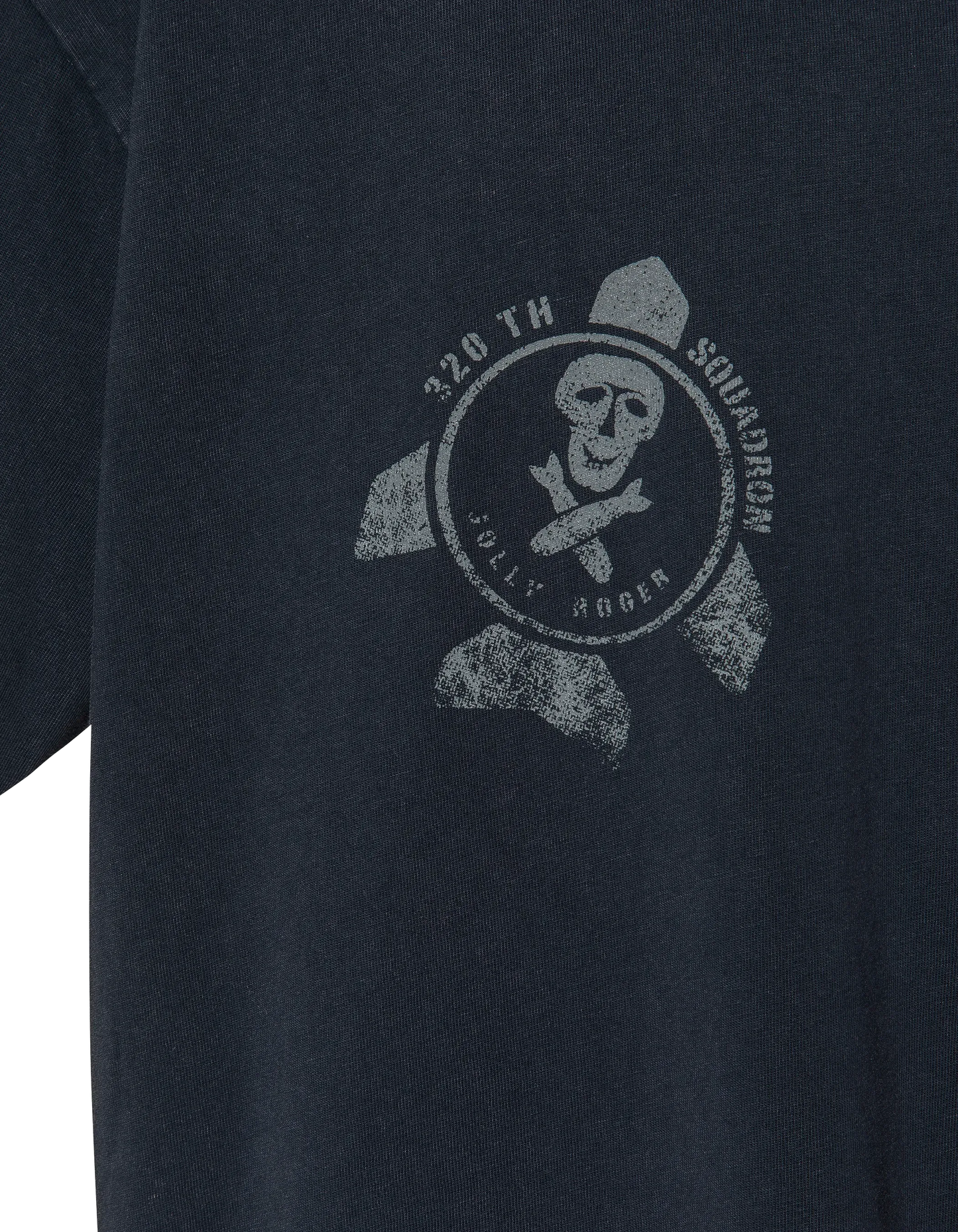 Army t-shirt patched navy blue, vintage effect