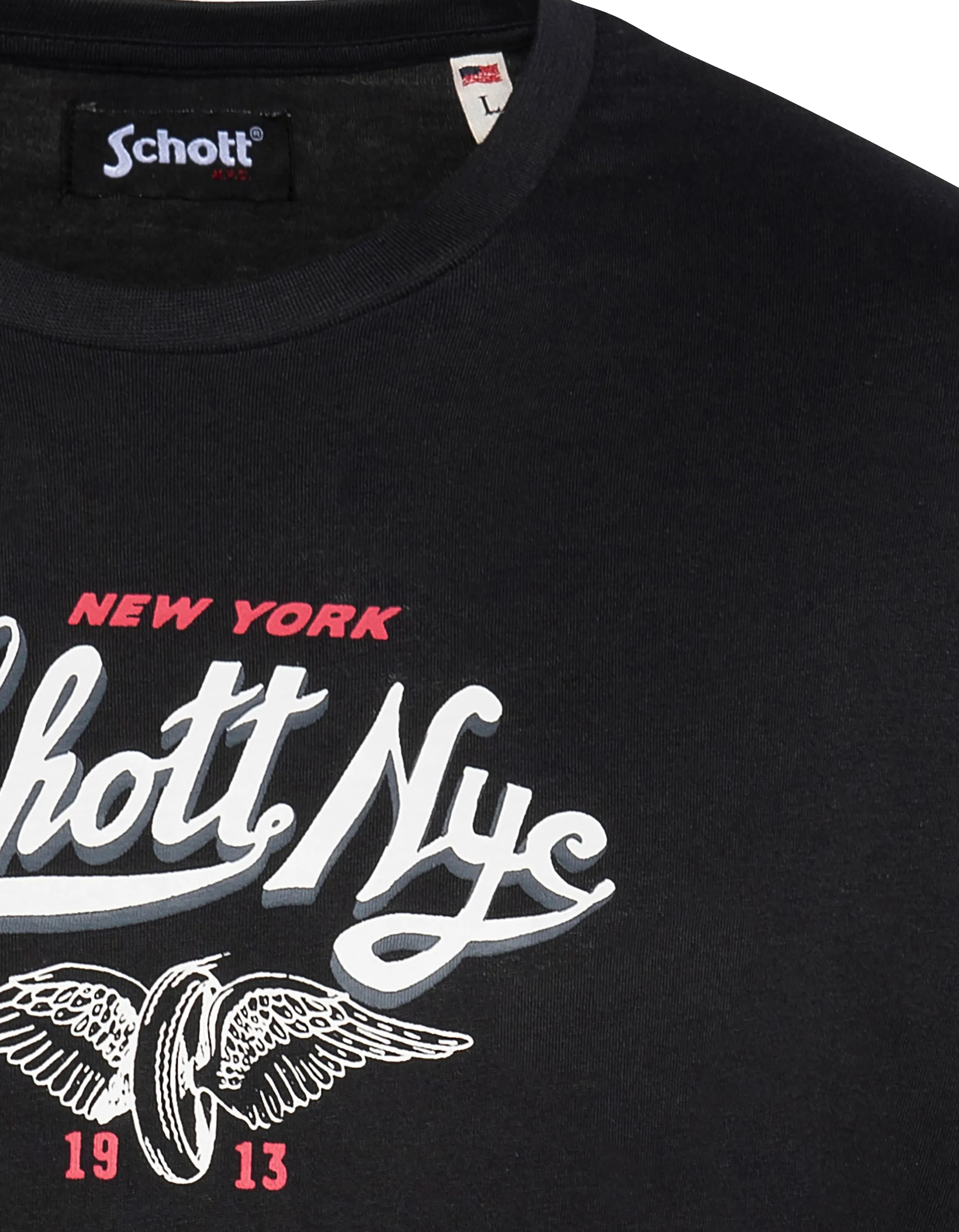 Gedrucktes schwarzes T-Shirt-3